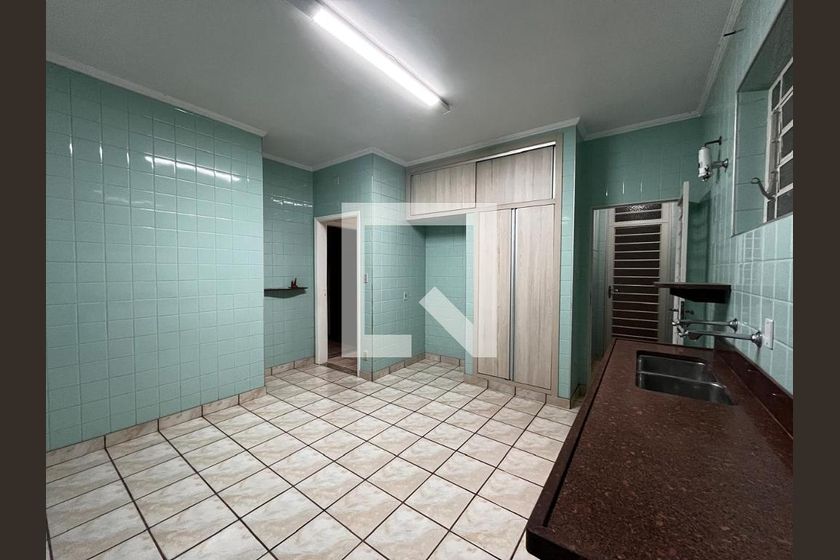 Casa à Venda - Taquaral, 4 Quartos,  320 m2 em , Campinas - sp | SoloBR