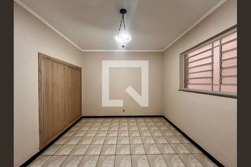Casa à Venda - Taquaral, 4 Quartos,  320 m2 em , Campinas - sp | SoloBR