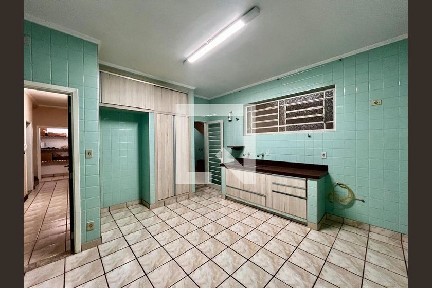 Casa à Venda - Taquaral, 4 Quartos,  320 m2 em , Campinas - sp | SoloBR