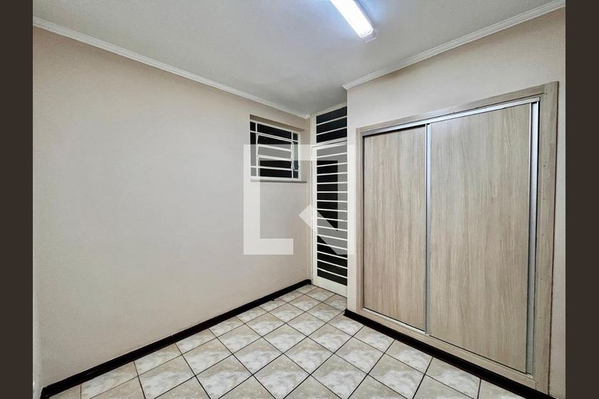 Casa à Venda - Taquaral, 4 Quartos,  320 m2 em , Campinas - sp | SoloBR
