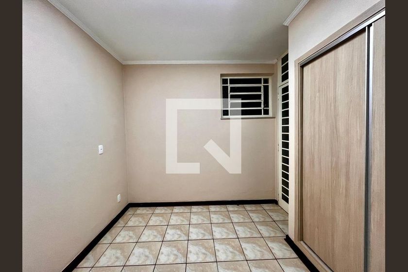 Casa à Venda - Taquaral, 4 Quartos,  320 m2 em , Campinas - sp | SoloBR