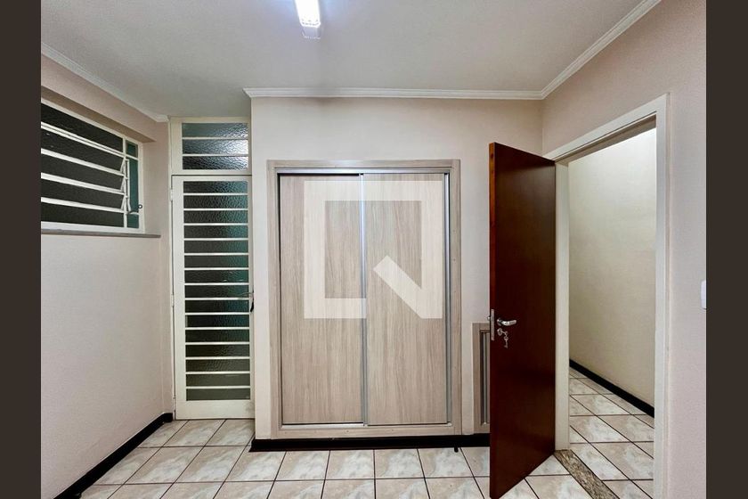 Casa à Venda - Taquaral, 4 Quartos,  320 m2 em , Campinas - sp | SoloBR