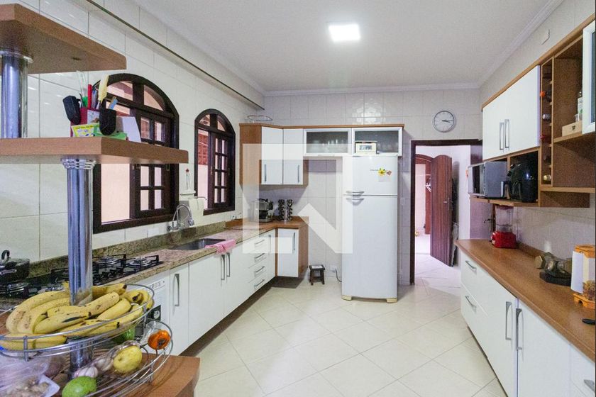 Casa, 3 quartos, 237 m² - Foto 45