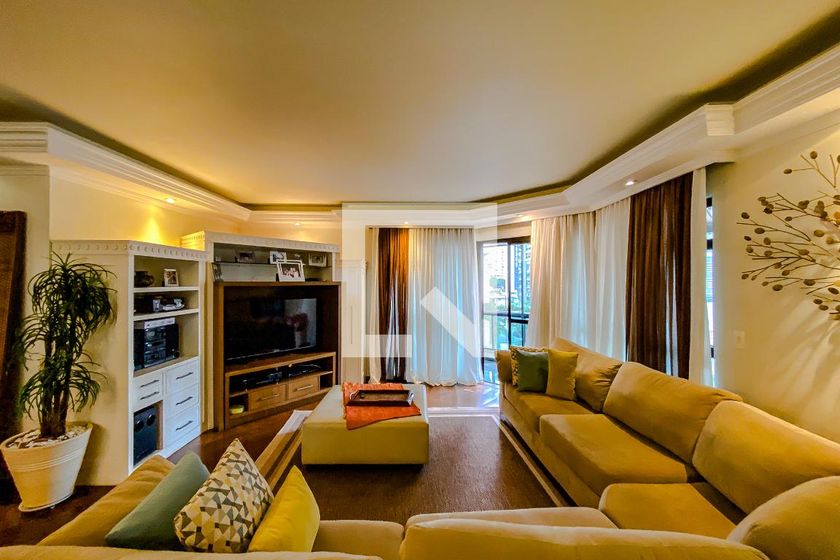 Apartamento, 3 quartos, 223 m² - Foto 2