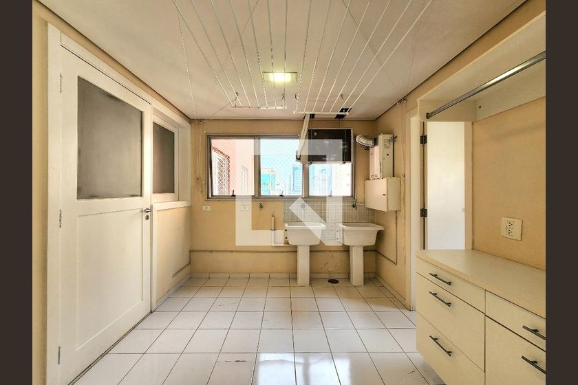 Apartamento, 3 quartos, 240 m² - Foto 125