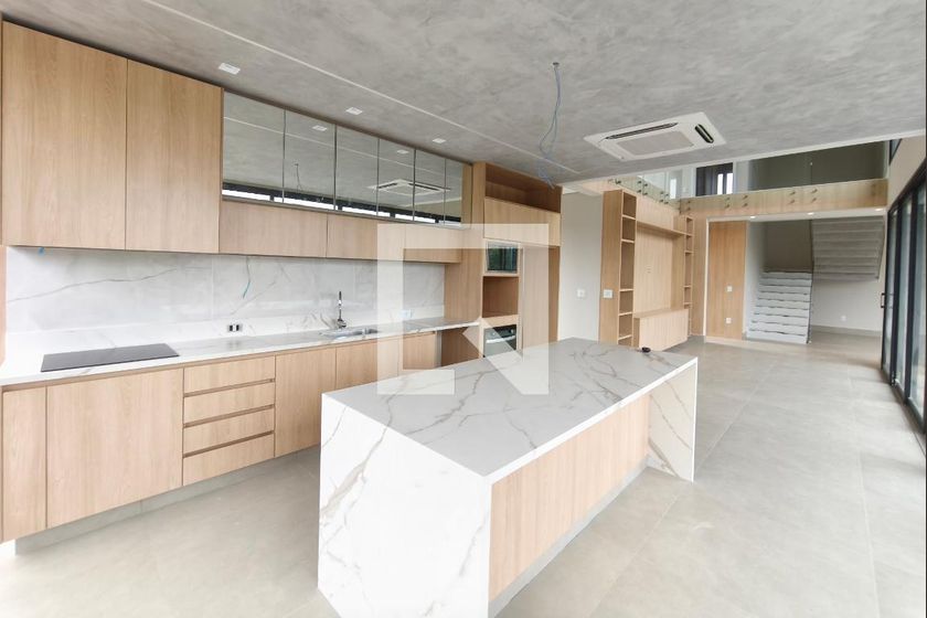 Casa à Venda - Swiss Park, 4 Quartos,  313 m2 em , Campinas - sp | SoloBR