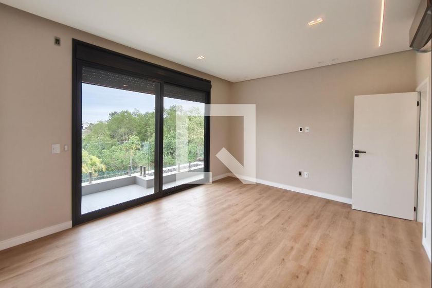 Casa à Venda - Swiss Park, 4 Quartos,  313 m2 em , Campinas - sp | SoloBR