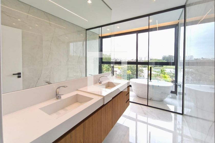 Casa à Venda - Swiss Park, 4 Quartos,  313 m2 em , Campinas - sp | SoloBR