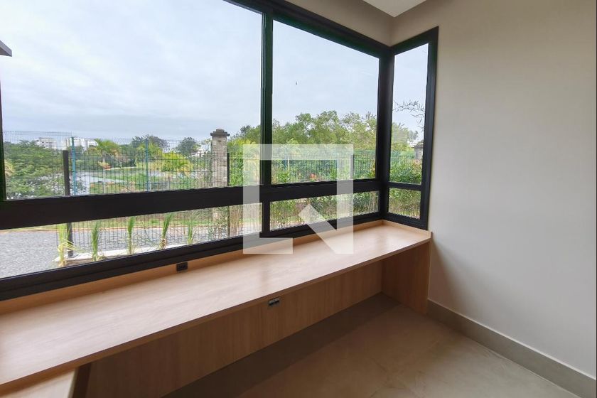 Casa à Venda - Swiss Park, 4 Quartos,  313 m2 em , Campinas - sp | SoloBR