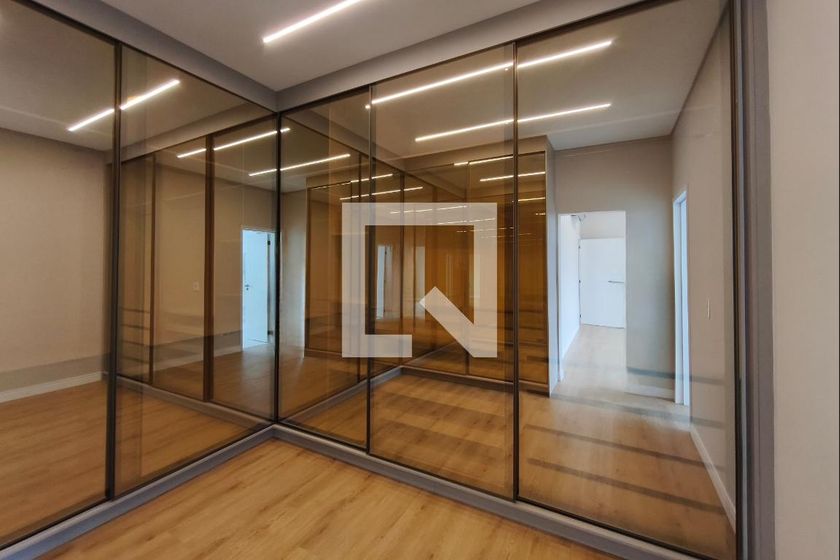 Casa à Venda - Swiss Park, 4 Quartos,  313 m2 em , Campinas - sp | SoloBR