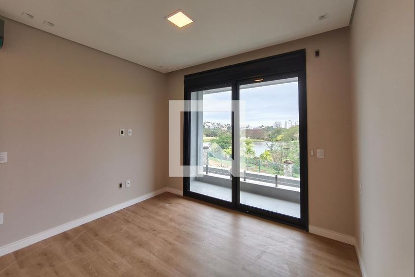 Casa à Venda - Swiss Park, 4 Quartos,  313 m2 em , Campinas - sp | SoloBR