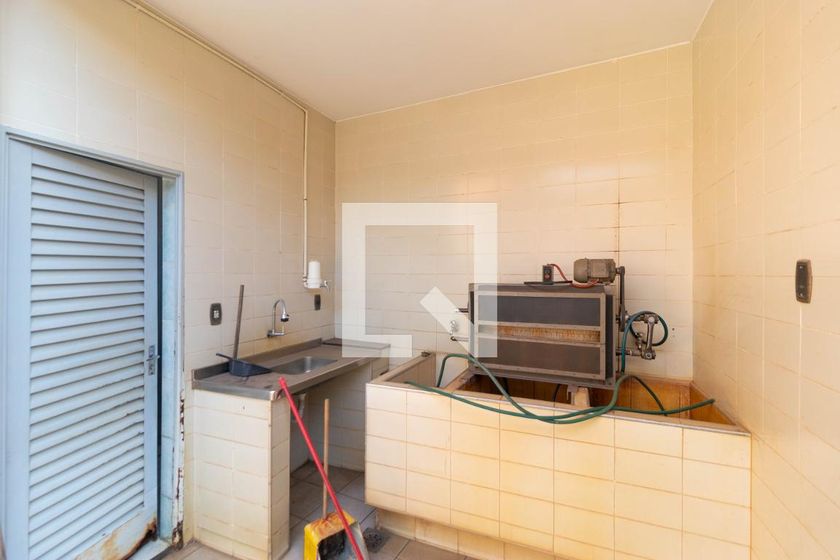 Casa à Venda - Guanabara, 5 Quartos,  450 m2 em , Campinas - sp | SoloBR