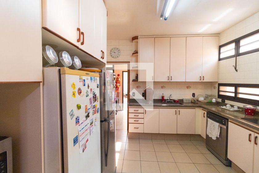 Casa à Venda - Guanabara, 5 Quartos,  450 m2 em , Campinas - sp | SoloBR