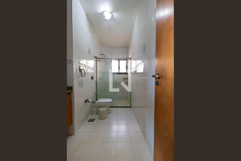 Casa à Venda - Guanabara, 5 Quartos,  450 m2 em , Campinas - sp | SoloBR