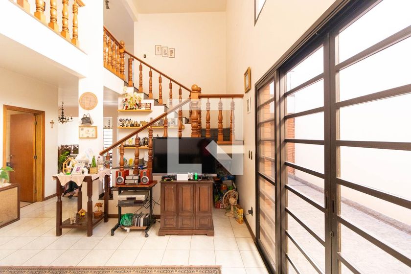 Casa à Venda - Guanabara, 5 Quartos,  450 m2 em , Campinas - sp | SoloBR