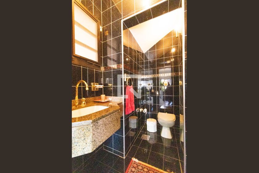 Casa à Venda - Guanabara, 5 Quartos,  450 m2 em , Campinas - sp | SoloBR