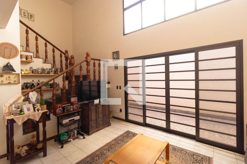 Casa à Venda - Guanabara, 5 Quartos,  450 m2 em , Campinas - sp | SoloBR