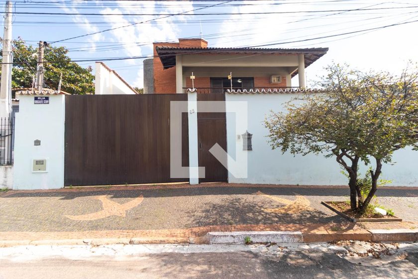Casa à Venda - Guanabara, 5 Quartos,  450 m2 em , Campinas - sp | SoloBR