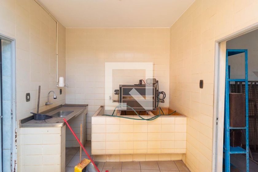 Casa à Venda - Guanabara, 5 Quartos,  450 m2 em , Campinas - sp | SoloBR