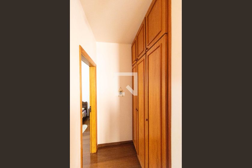 Casa à Venda - Guanabara, 5 Quartos,  450 m2 em , Campinas - sp | SoloBR