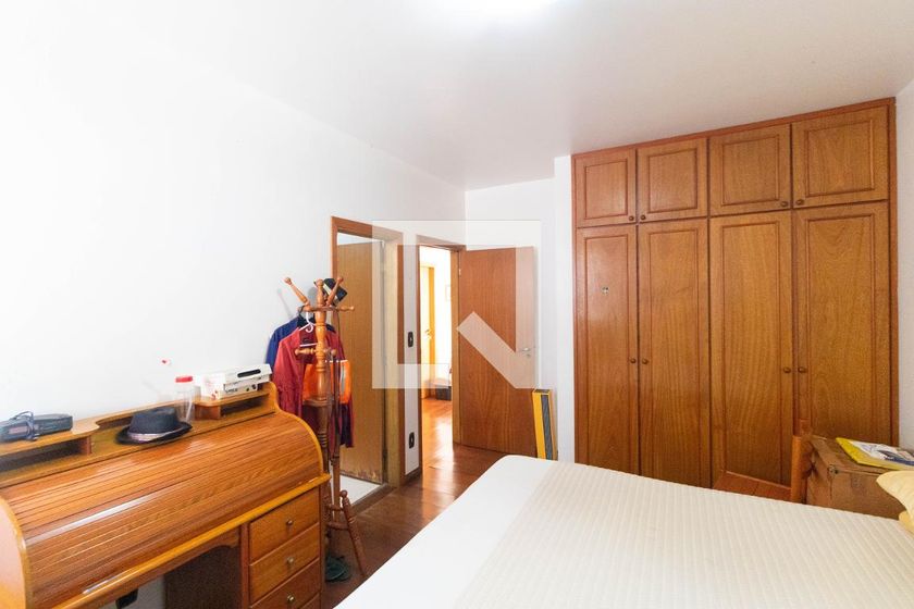 Casa à Venda - Guanabara, 5 Quartos,  450 m2 em , Campinas - sp | SoloBR