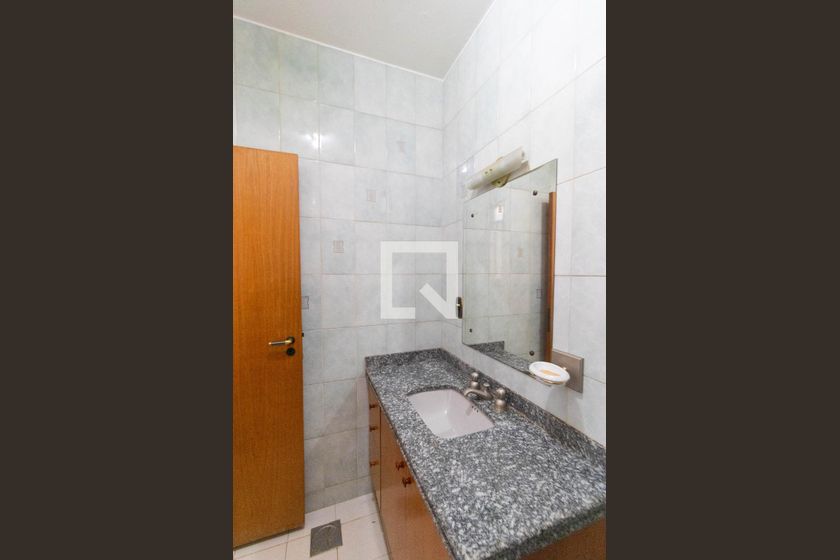 Casa à Venda - Guanabara, 5 Quartos,  450 m2 em , Campinas - sp | SoloBR