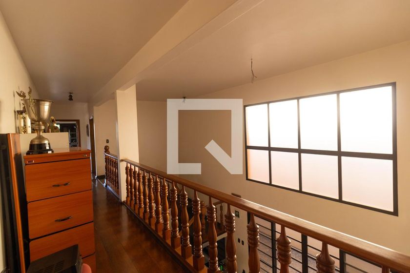 Casa à Venda - Guanabara, 5 Quartos,  450 m2 em , Campinas - sp | SoloBR