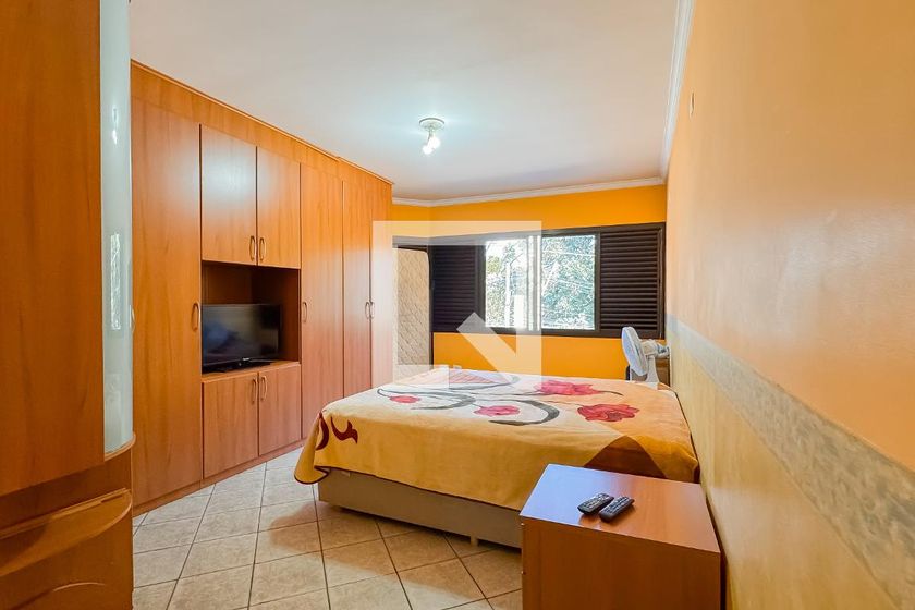 Casa, 4 quartos, 227 m² - Foto 63