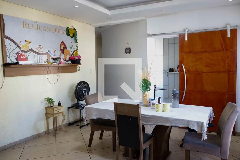 Casa, 2 quartos, 130 m² - Foto 1