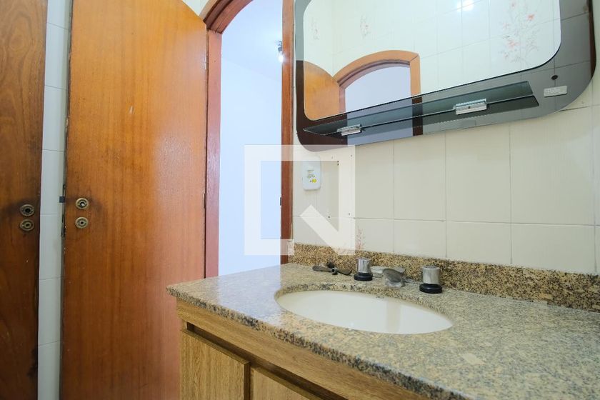 Casa, 3 quartos, 250 m² - Foto 77