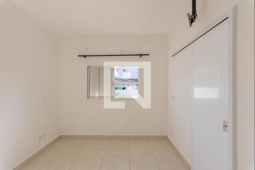 Casa à Venda - Swiss Park, 4 Quartos,  250 m2 em , Campinas - sp | SoloBR