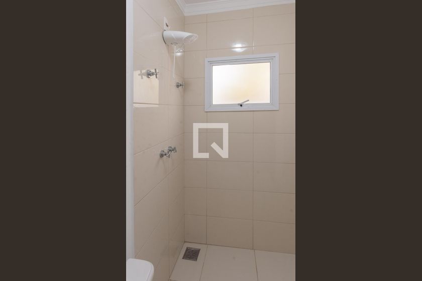 Casa à Venda - Swiss Park, 4 Quartos,  250 m2 em , Campinas - sp | SoloBR