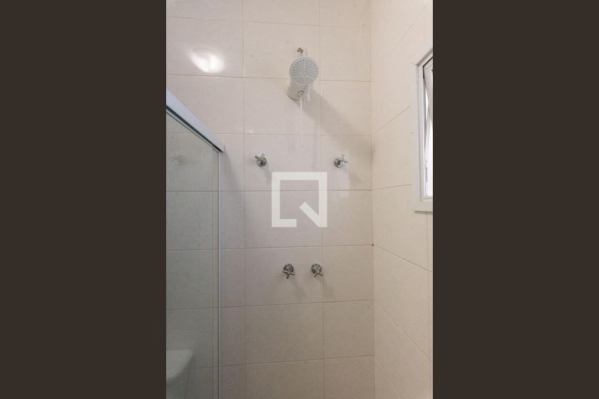 Casa à Venda - Swiss Park, 4 Quartos,  250 m2 em , Campinas - sp | SoloBR