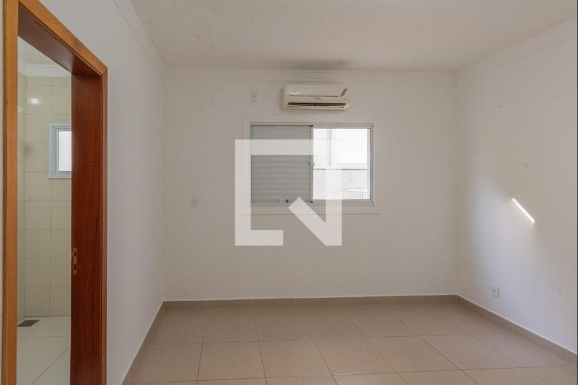Casa à Venda - Swiss Park, 4 Quartos,  250 m2 em , Campinas - sp | SoloBR