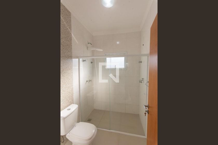 Casa à Venda - Swiss Park, 4 Quartos,  250 m2 em , Campinas - sp | SoloBR