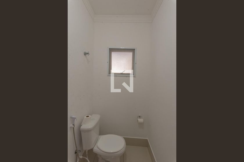 Casa à Venda - Swiss Park, 4 Quartos,  250 m2 em , Campinas - sp | SoloBR