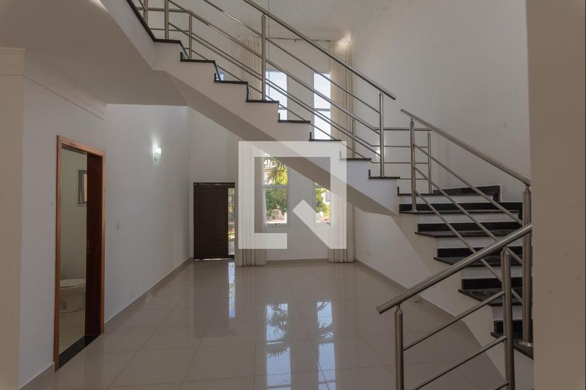 Casa à Venda - Swiss Park, 4 Quartos,  250 m2 em , Campinas - sp | SoloBR