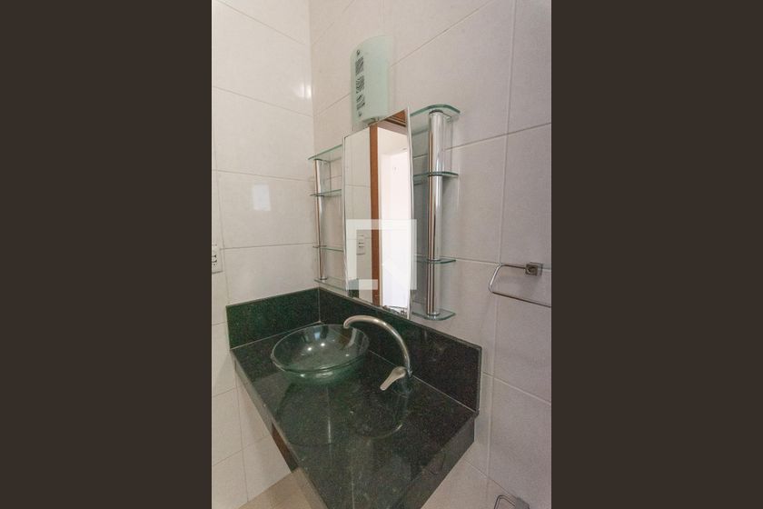 Casa à Venda - Swiss Park, 4 Quartos,  250 m2 em , Campinas - sp | SoloBR