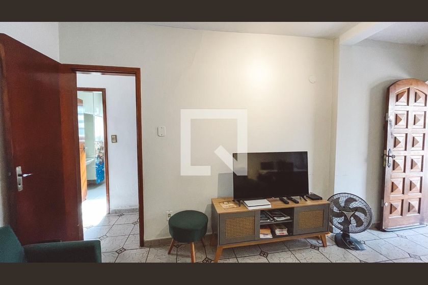 Casa, 3 quartos, 180 m² - Foto 2