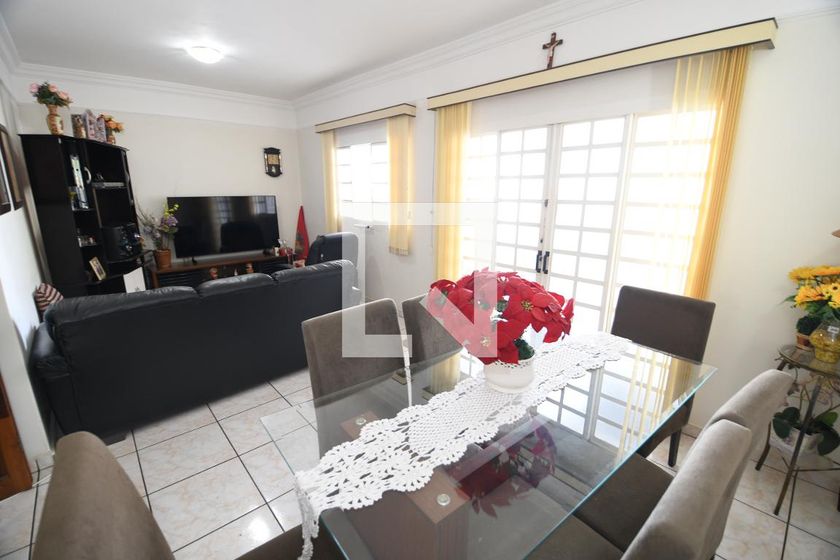 Casa à Venda - Jardim Flamboyant, 2 Quartos,  100 m2 em , Campinas - sp | SoloBR