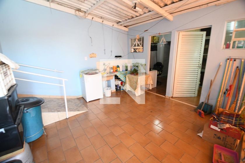 Casa à Venda - Jardim Flamboyant, 2 Quartos,  100 m2 em , Campinas - sp | SoloBR