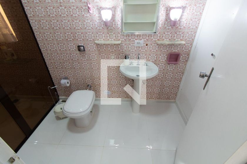 Casa à Venda - Jardim Chapadão, 4 Quartos,  212 m2 em , Campinas - sp | SoloBR