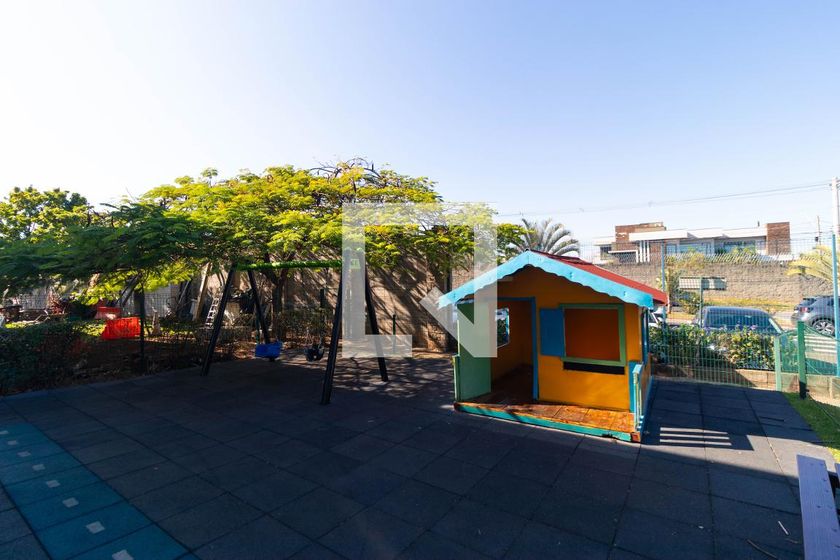 Casa à Venda - Swiss Park, 3 Quartos,  450 m2 em , Campinas - sp | SoloBR