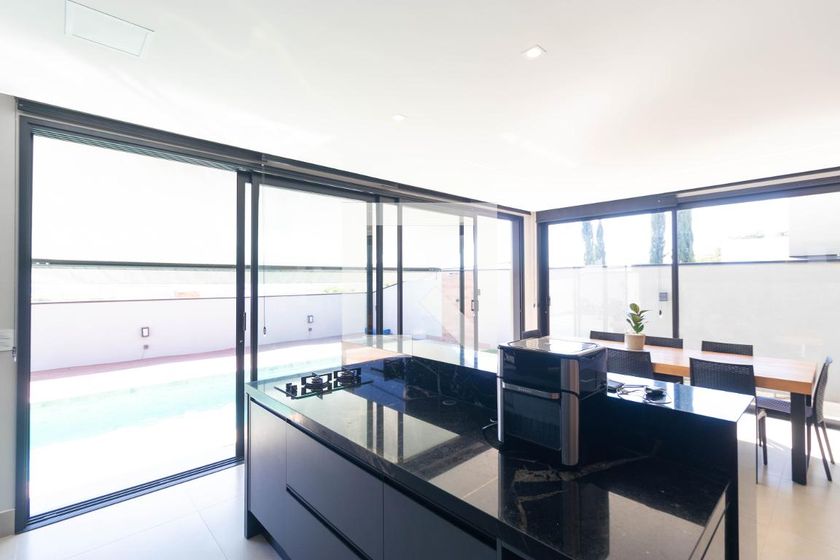 Casa à Venda - Swiss Park, 3 Quartos,  450 m2 em , Campinas - sp | SoloBR
