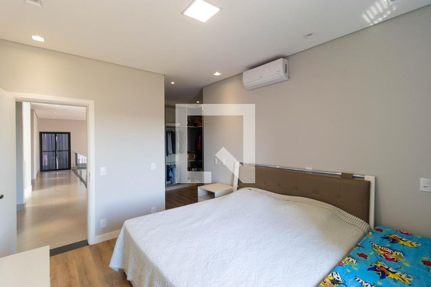 Casa à Venda - Swiss Park, 3 Quartos,  450 m2 em , Campinas - sp | SoloBR