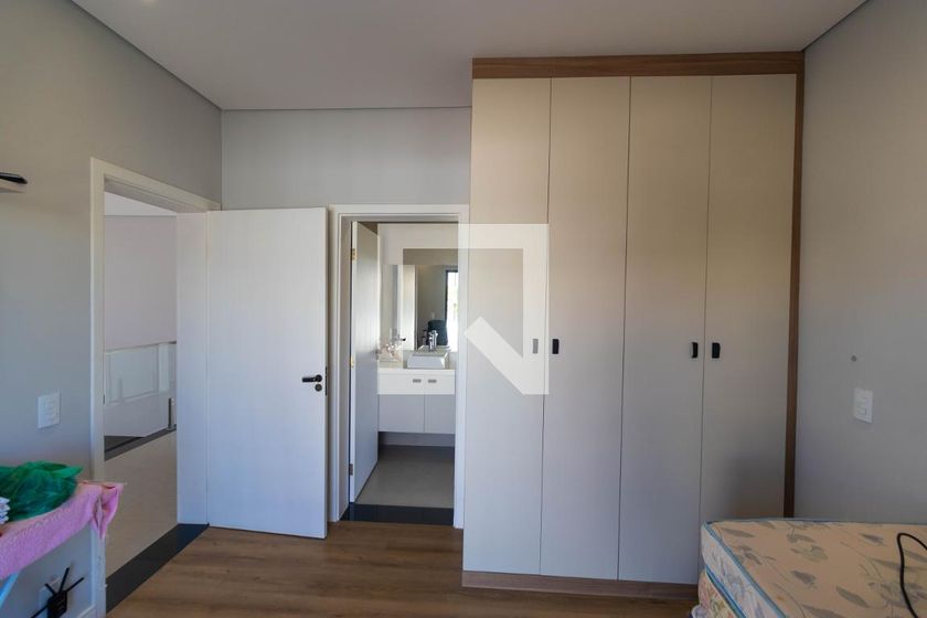 Casa à Venda - Swiss Park, 3 Quartos,  450 m2 em , Campinas - sp | SoloBR