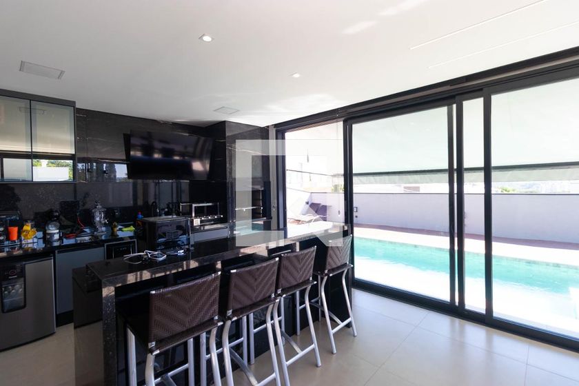 Casa à Venda - Swiss Park, 3 Quartos,  450 m2 em , Campinas - sp | SoloBR