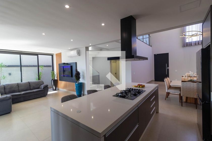 Casa à Venda - Swiss Park, 3 Quartos,  450 m2 em , Campinas - sp | SoloBR