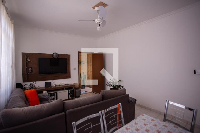 Casa, 2 quartos, 300 m² - Foto 1