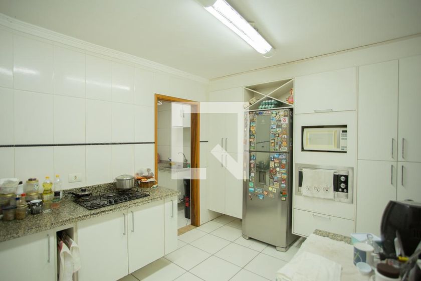 Casa, 3 quartos, 240 m² - Foto 46